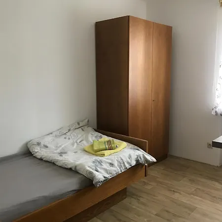 Uniaparts Aparthotel