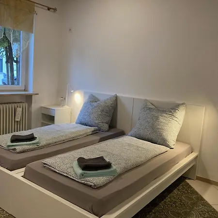 Uniaparts Aparthotel *